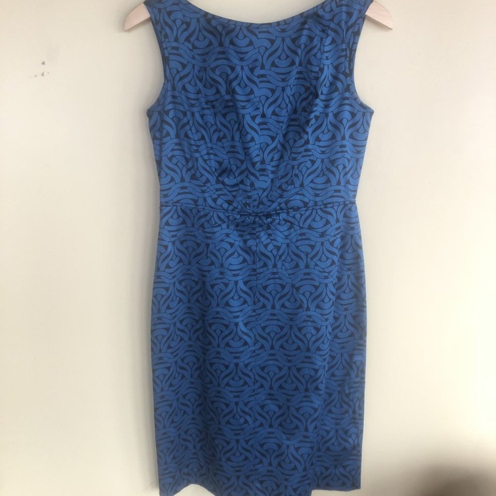 Like new Banana Republic sheath dress